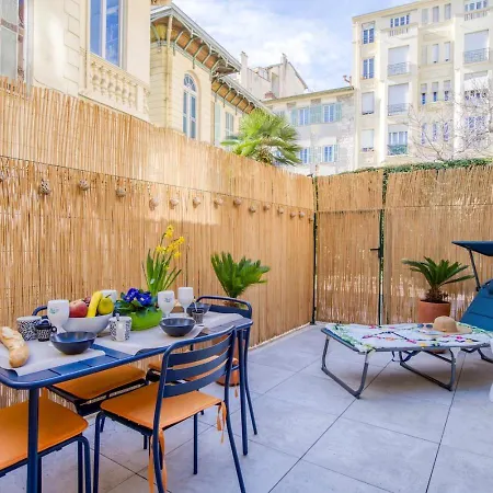 Daire Charming House, Large Private Terrace, Air Conditioning - 