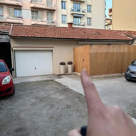 Daire Charming House, Large Private Terrace, Air Conditioning - 