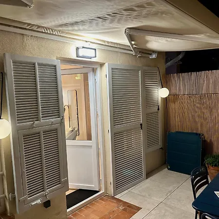 Charming House, Large Private Terrace, Air Conditioning - 