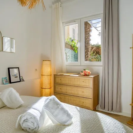 Charming House, Large Private Terrace, Air Conditioning - 