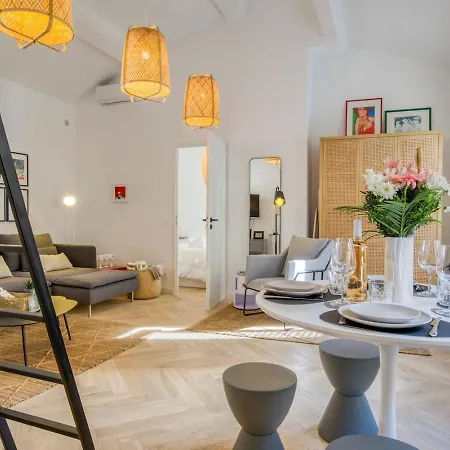 Apartment Charming House, Large Private Terrace, Air Conditioning - 